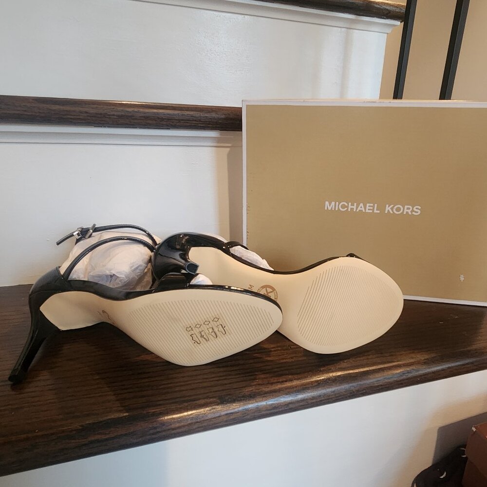 MICHAEL KORS Black Patent Leather Strappy Heels Sandals Size 7 $195 Retail NIB - Picture 8 of 11